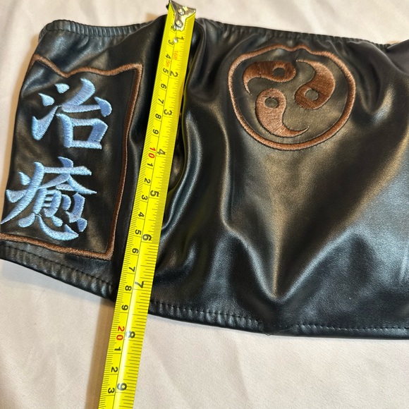 Fashion Nova Black Zip-Up Top - Picture 4 of 5